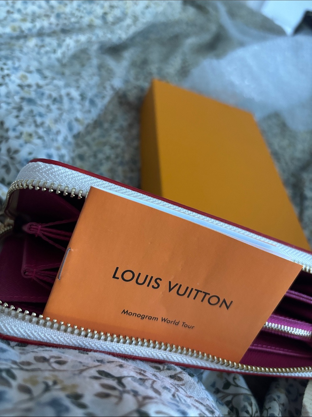 Authentic Louis Vuitton White Multicolor Monogram Zip Wallet - Picture 12 of 13